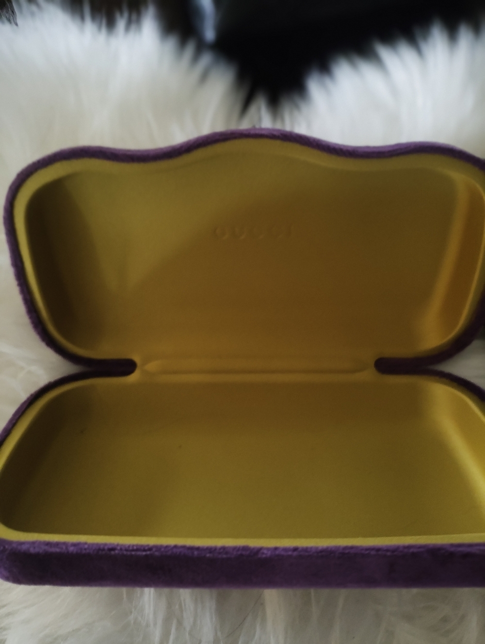 Gucci Deep Purple Sunglasses Case w/ Matching Dust Bag and Gucci Eyeglass Cloth - Picture 3 of 3